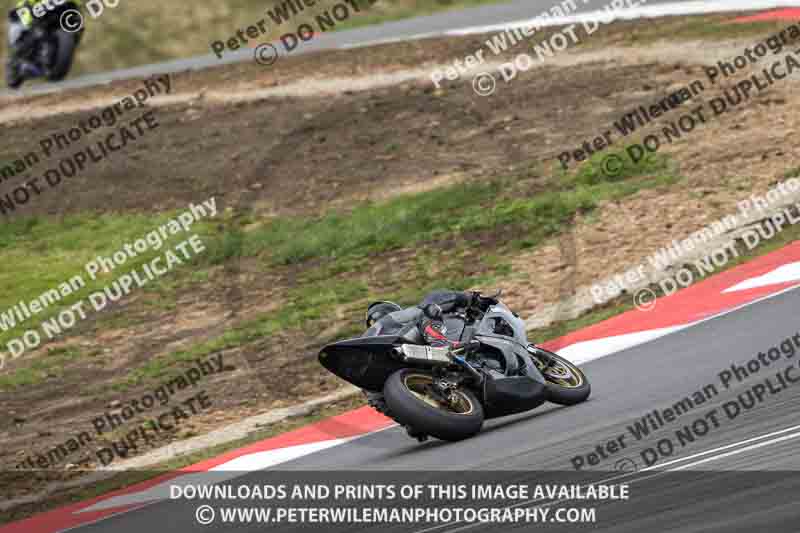 cadwell no limits trackday;cadwell park;cadwell park photographs;cadwell trackday photographs;enduro digital images;event digital images;eventdigitalimages;navarra;no limits trackdays;peter wileman photography;racing digital images;trackday digital images;trackday photos